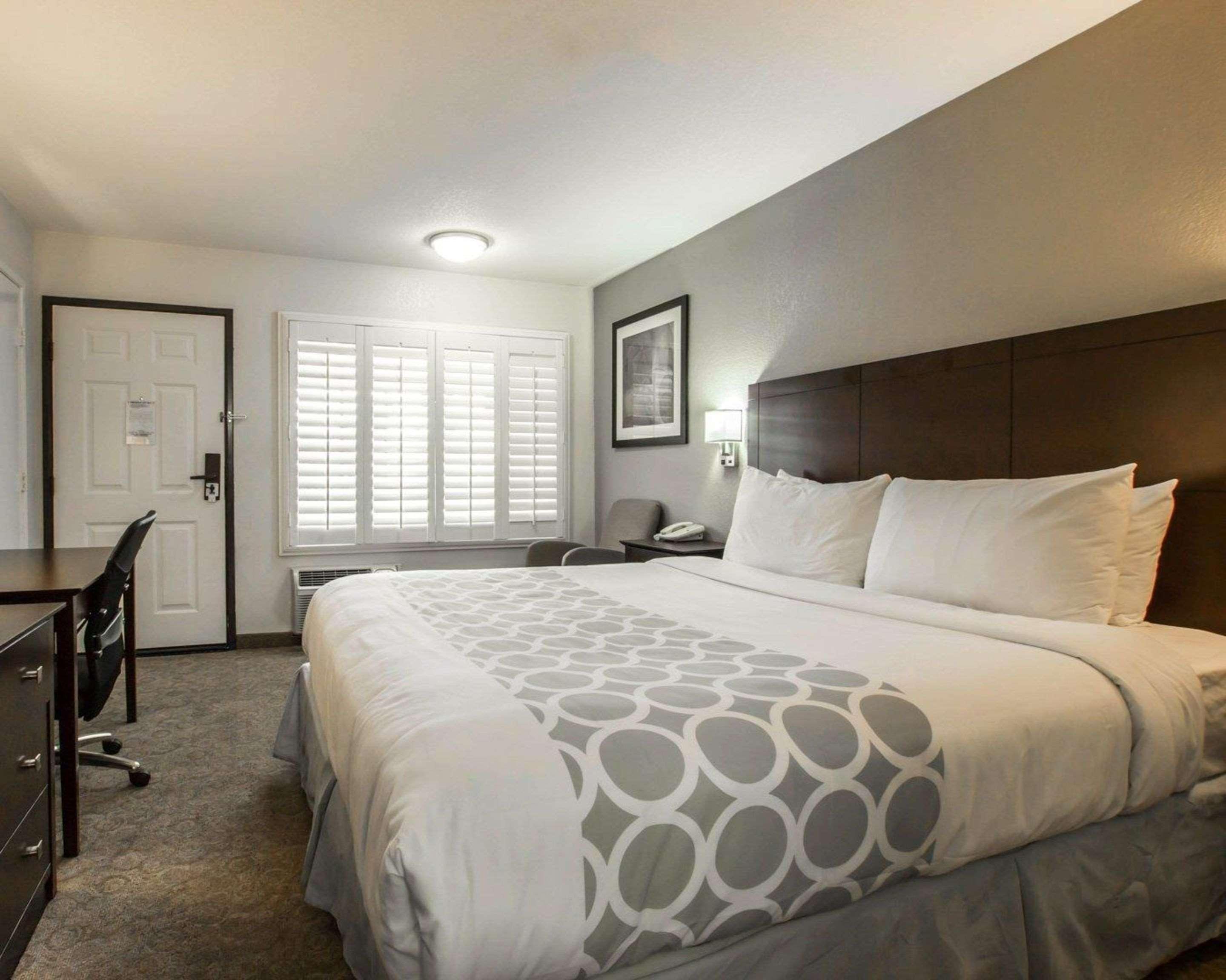 Rodeway Convention Center Inn 2*