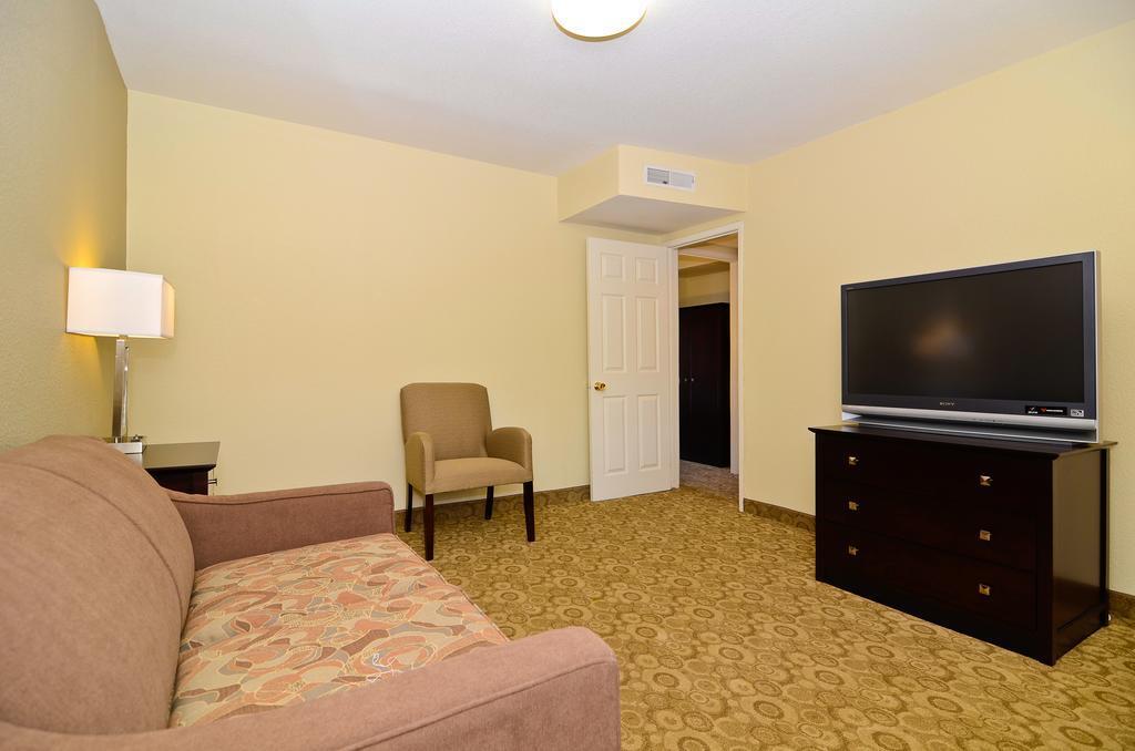 Inn Rodeway Convention Center 2*